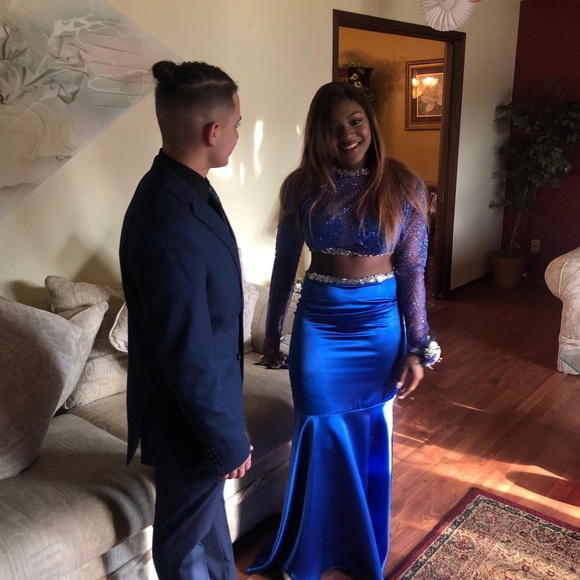 Prom Dress - Picture 3 of 4